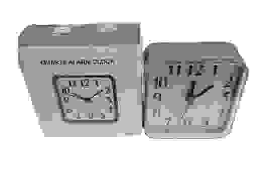 Часы-будильник настольные кварцевые Quartz Alarm Clock, квадрат.формы, 8х8х3,5см, 1хАА не в компл/1